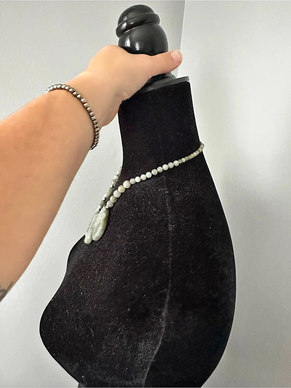 Labradorite Statement Necklace - Picture 14 of 14